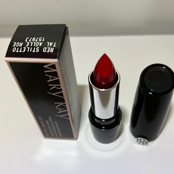 👄Marykay Red Stilleto Gel-Semishine Lipstick - Picture 1 of 7